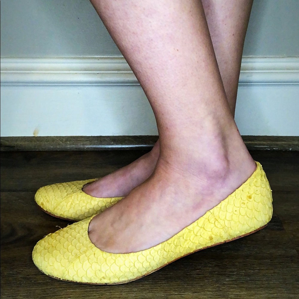 Miz Mooz Leather Panther flats, yellow, 8.5